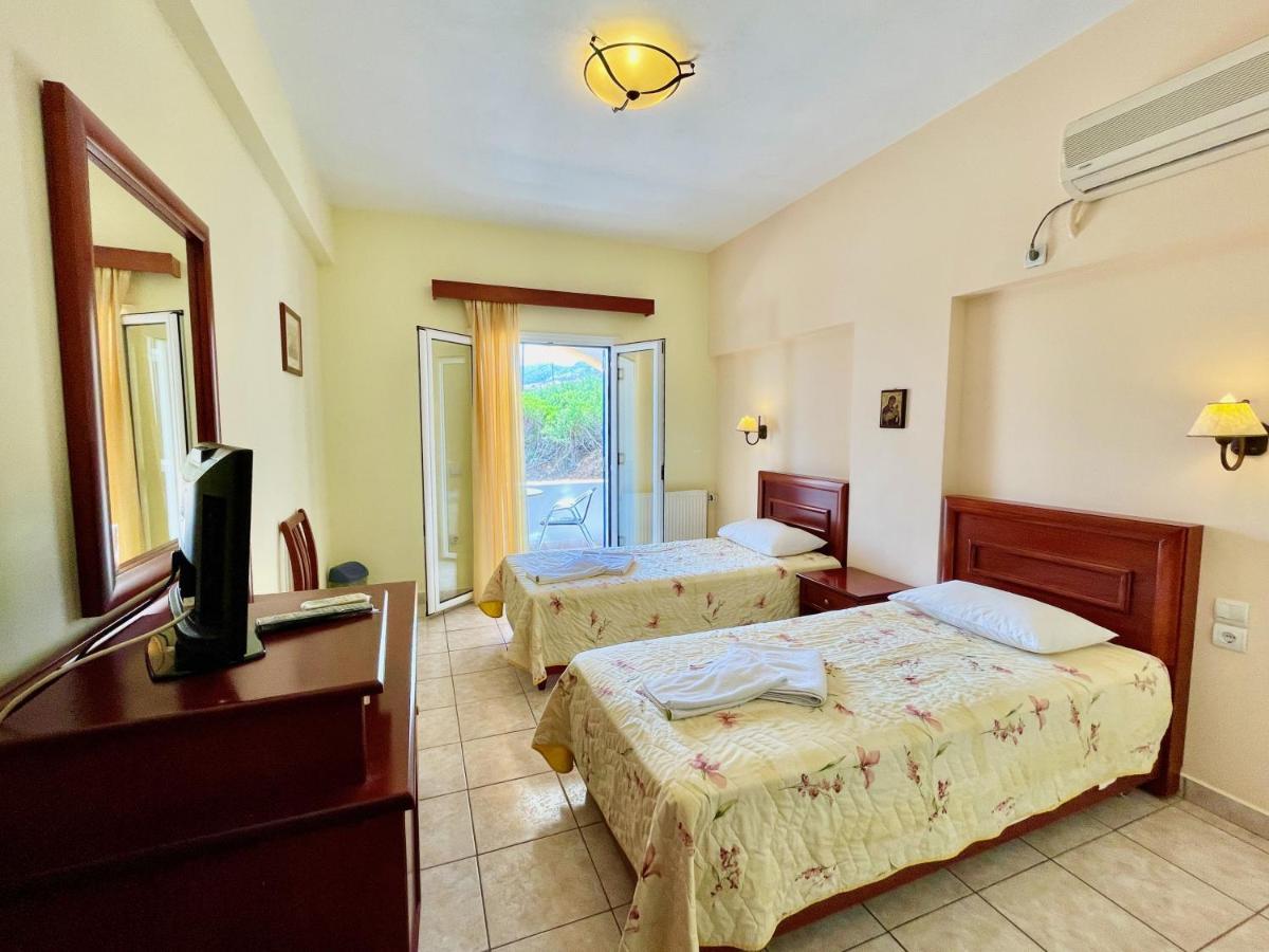 Venardos Hotel Agia Pelagia  외부 사진