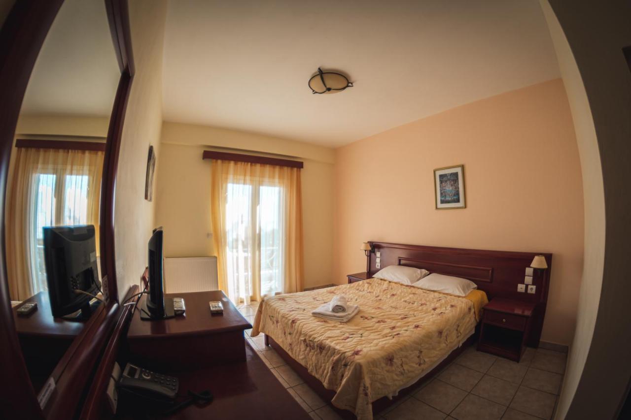 Venardos Hotel Agia Pelagia  외부 사진