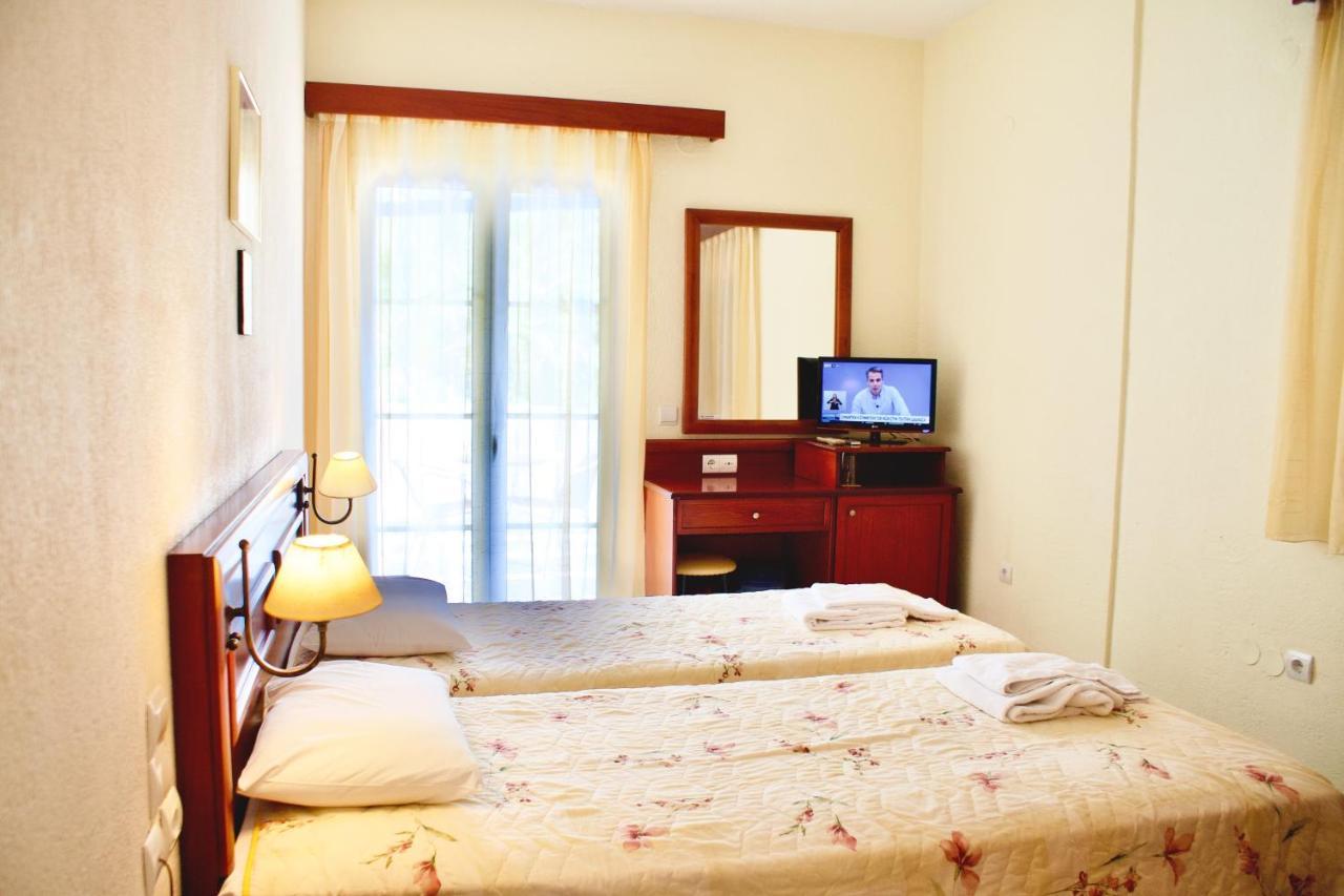 Venardos Hotel Agia Pelagia  외부 사진
