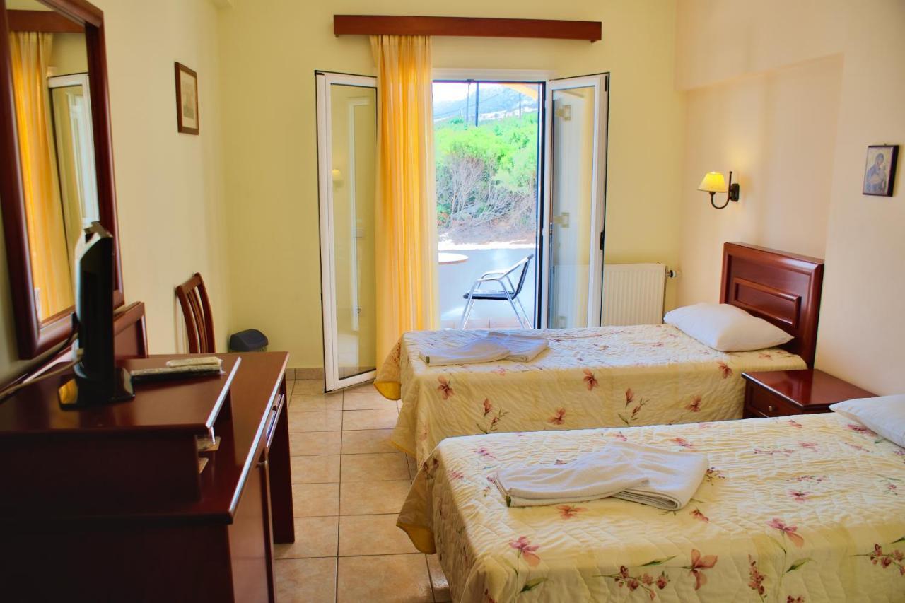 Venardos Hotel Agia Pelagia  객실 사진