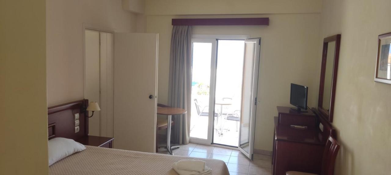 Venardos Hotel Agia Pelagia  외부 사진
