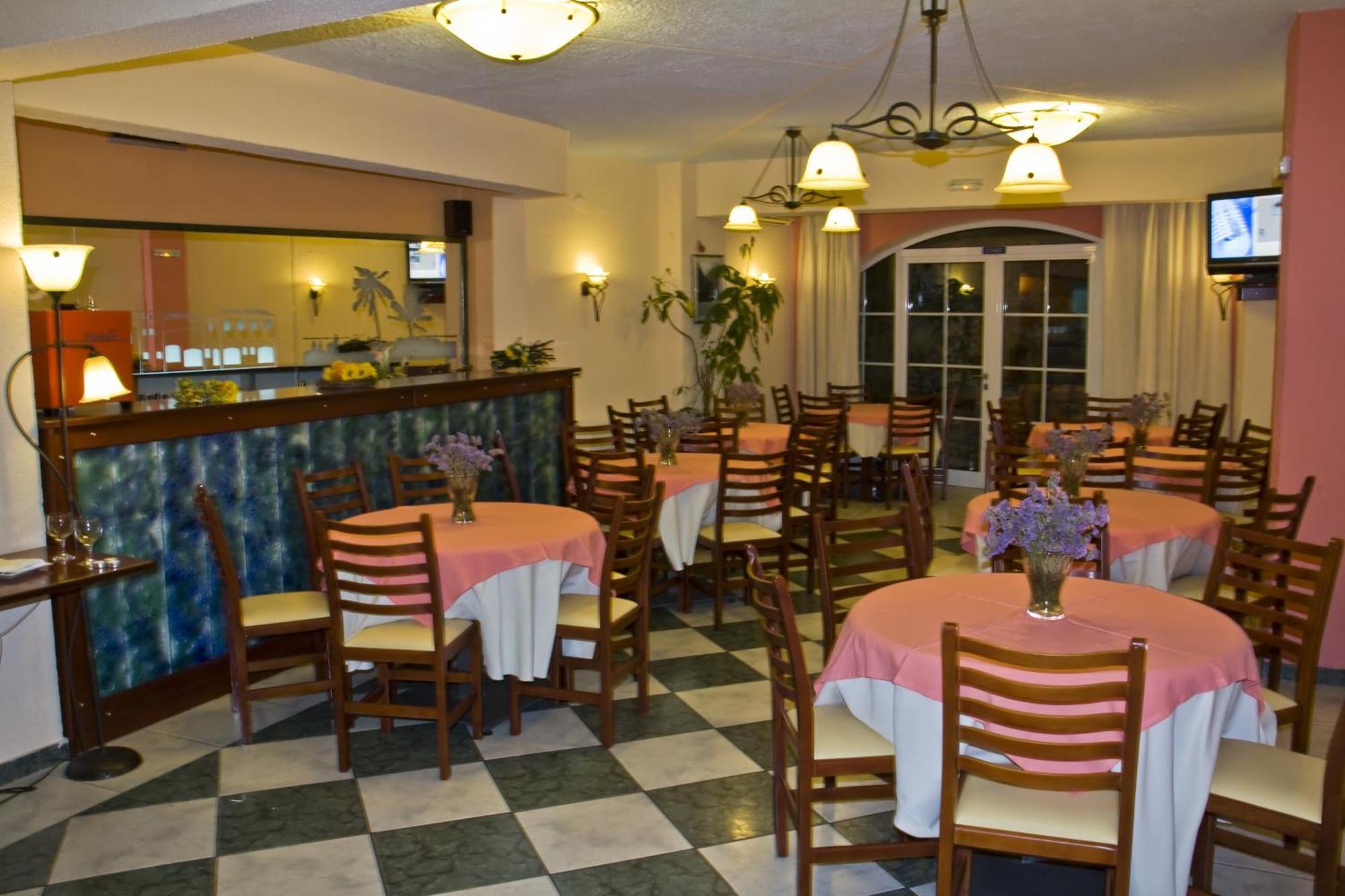 Venardos Hotel Agia Pelagia  외부 사진